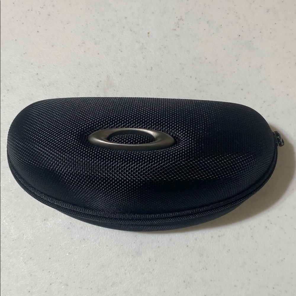 Oakley Midnight Black Eyewear Case